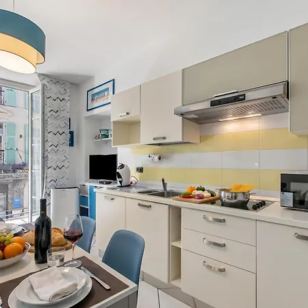 Super With Balcony - Happy Apartment Menton